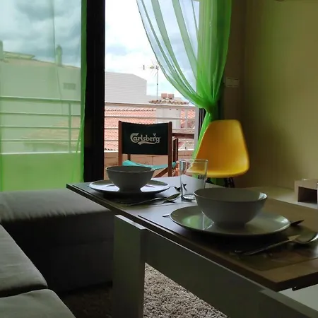 Apartamento Con Garage En A 150 M De Silgar